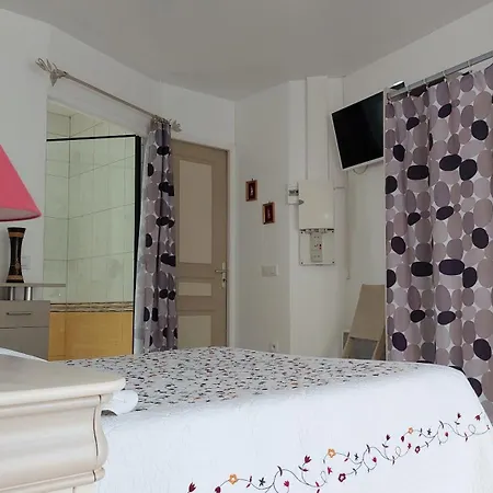 Apartment Location Saisonniere Proche De Royan *