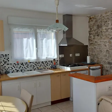Location Saisonniere Proche De Royan Apartment Grezac