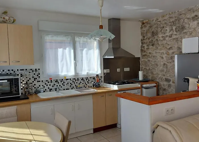 Location Saisonniere Proche De Royan Apartment Grezac